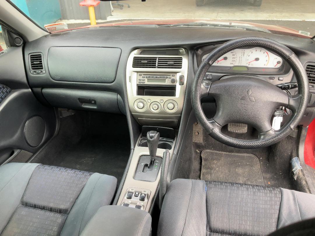 Photo '16' of Mitsubishi Diamante VR Photo '16' of Mitsubishi Diamante VR