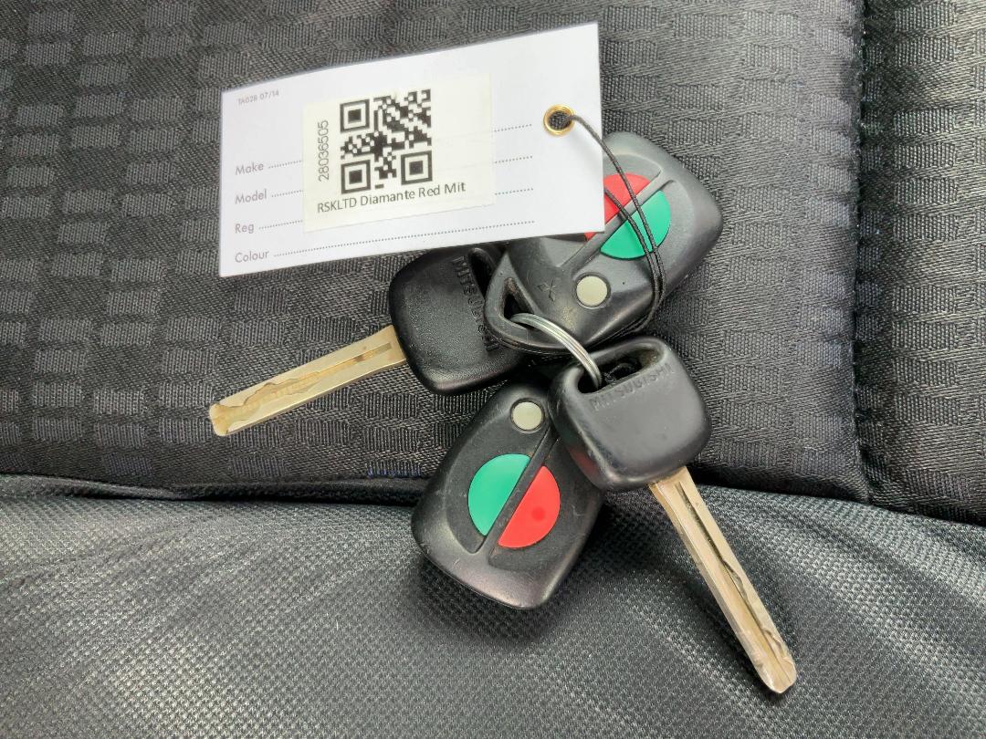 Photo '25' of Mitsubishi Diamante VR Photo '25' of Mitsubishi Diamante VR