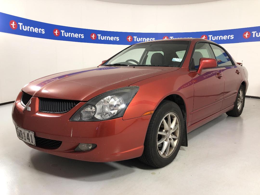 Photo '4' of Mitsubishi Diamante