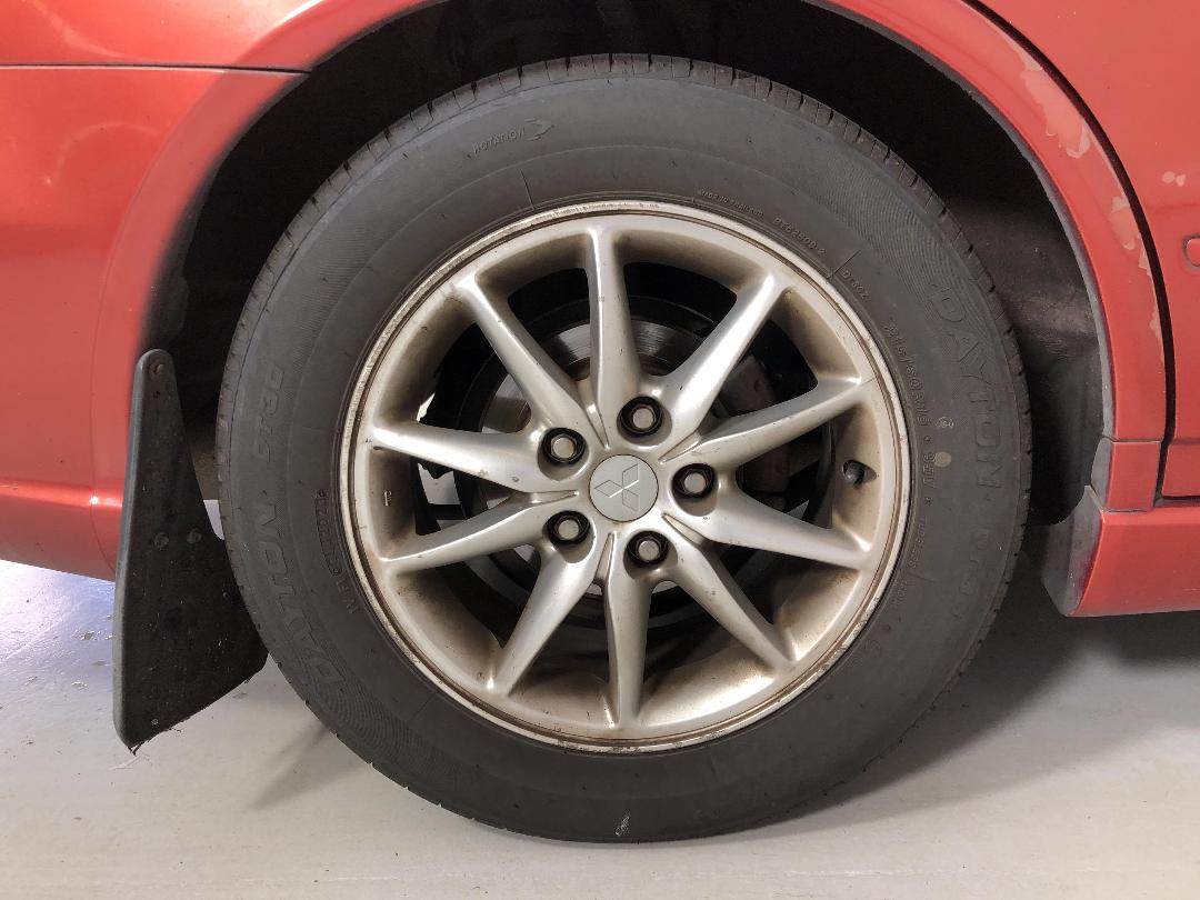 Photo '12' of Mitsubishi Diamante