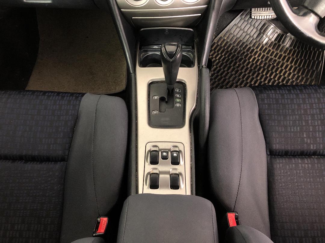 Photo '18' of Mitsubishi Diamante