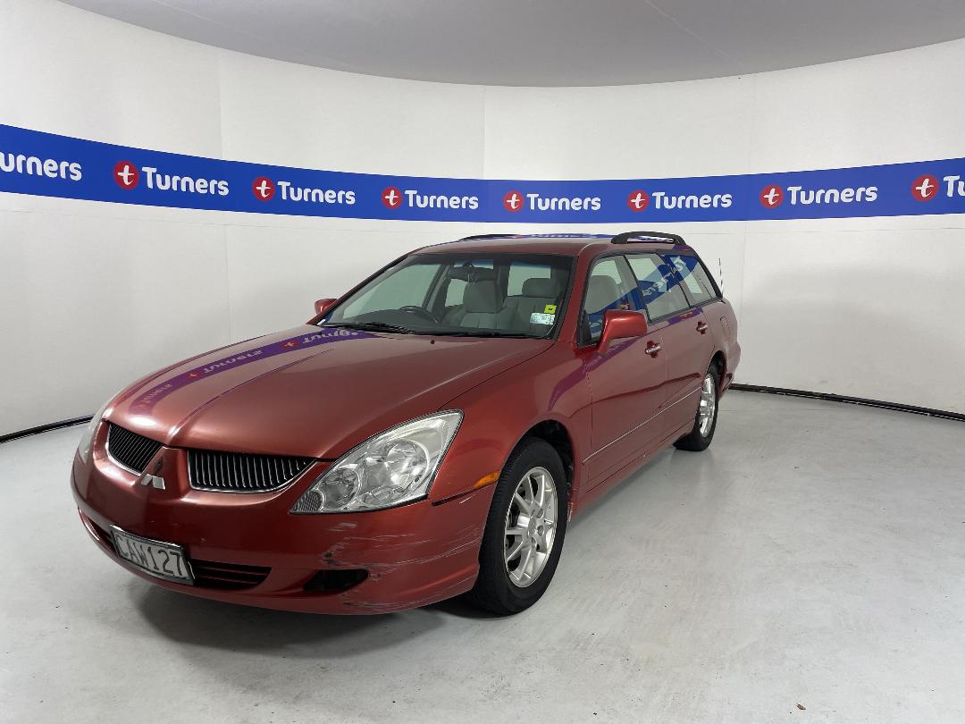 Photo '4' of Mitsubishi Diamante