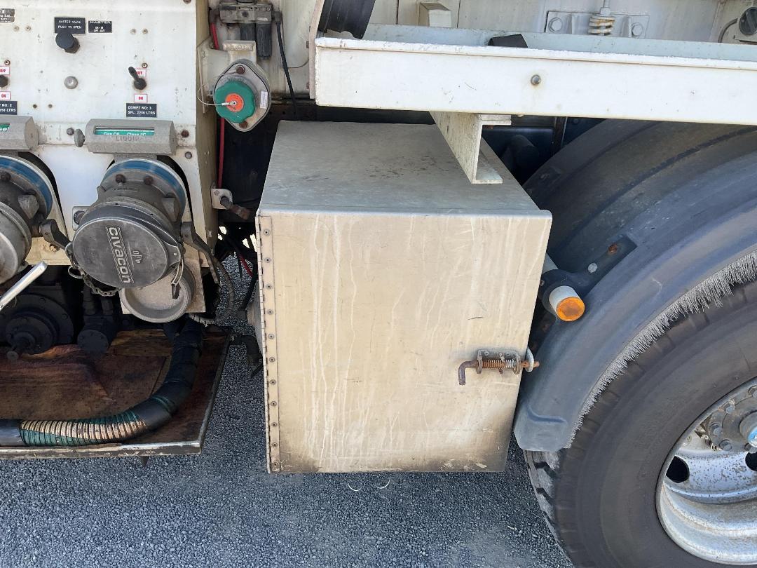 Photo '29' of Mitsubishi Fighter FN270K1 Tanker