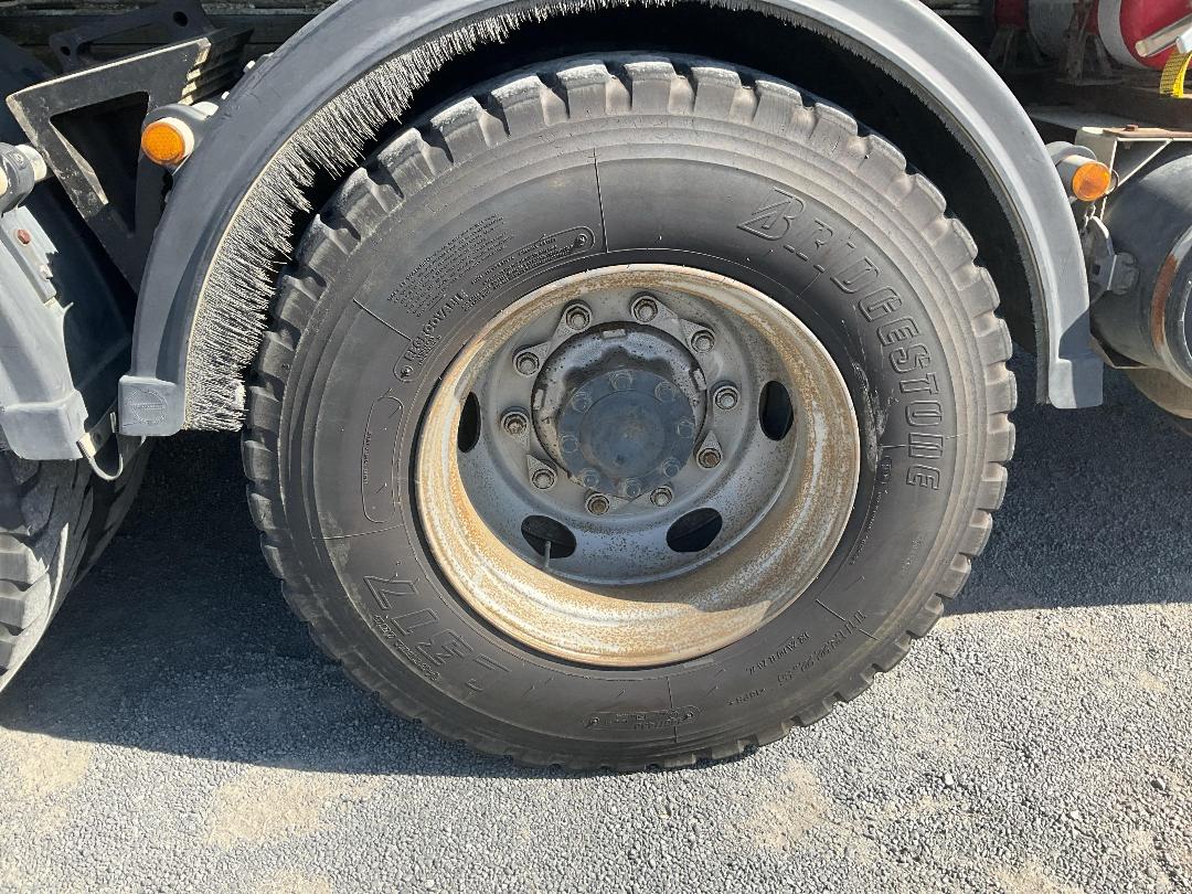 Photo '42' of Mitsubishi Fighter FN270K1 Tanker