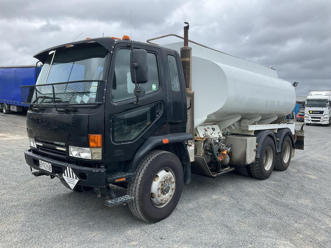 Photo '9' of Mitsubishi Fighter FN270K1 Tanker