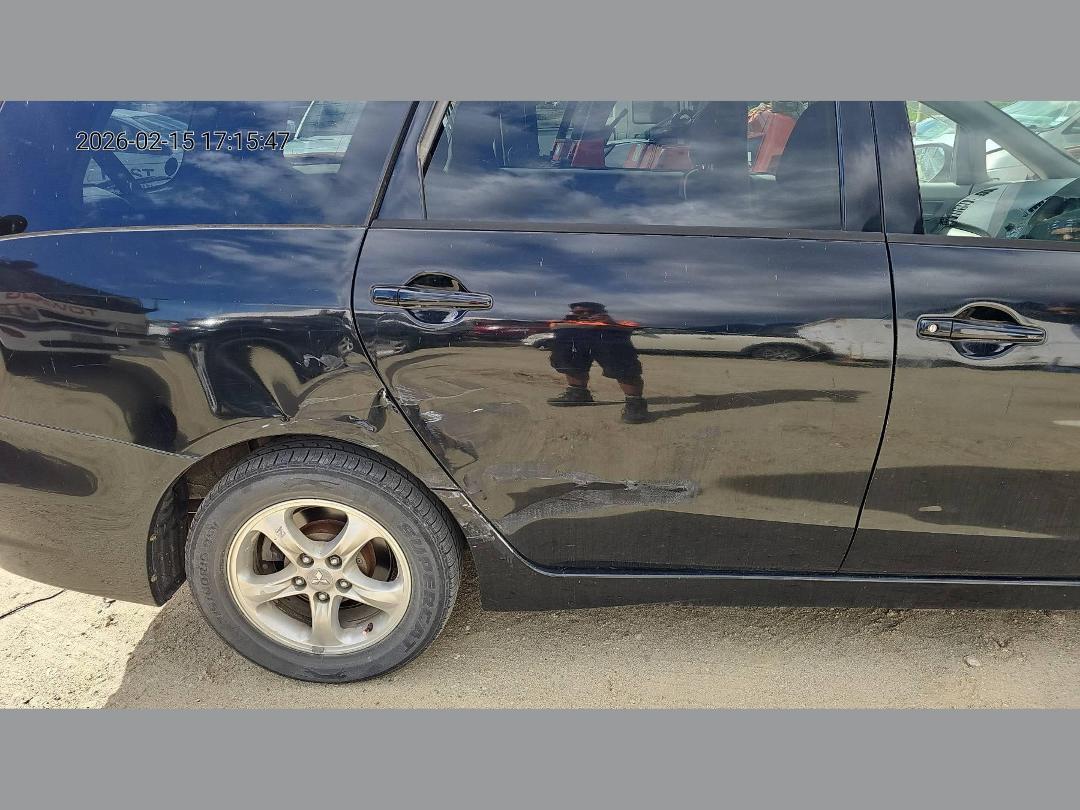 Photo '3' of Mitsubishi Grandis Photo '3' of Mitsubishi Grandis