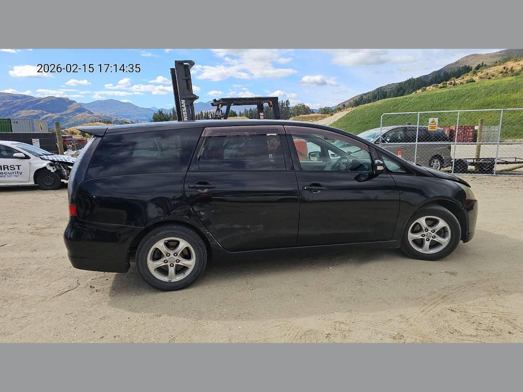 Photo '12' of Mitsubishi Grandis Photo '12' of Mitsubishi Grandis