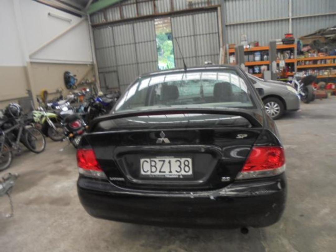 Photo '3' of Mitsubishi Lancer SP