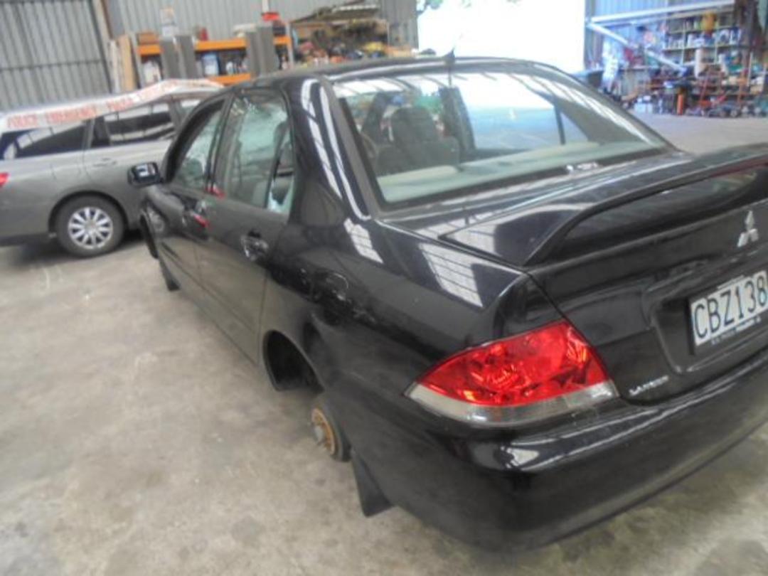 Photo '4' of Mitsubishi Lancer SP