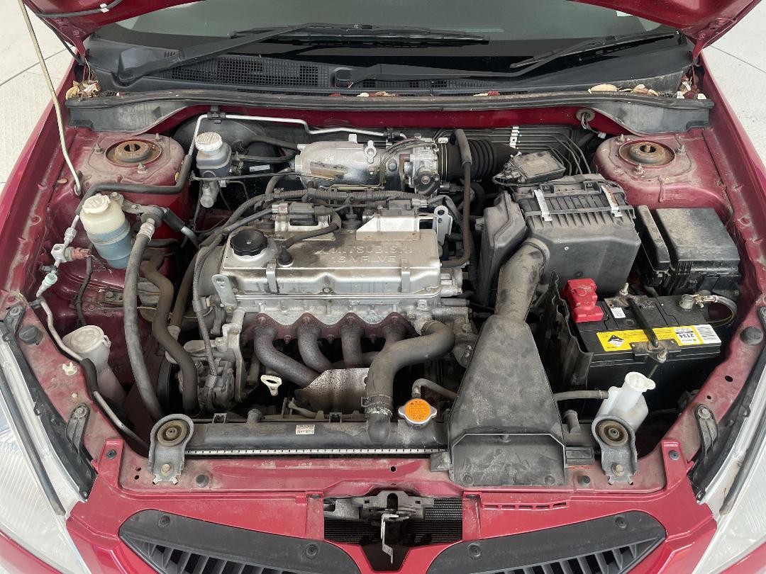 Photo '13' of Mitsubishi Lancer Photo '13' of Mitsubishi Lancer