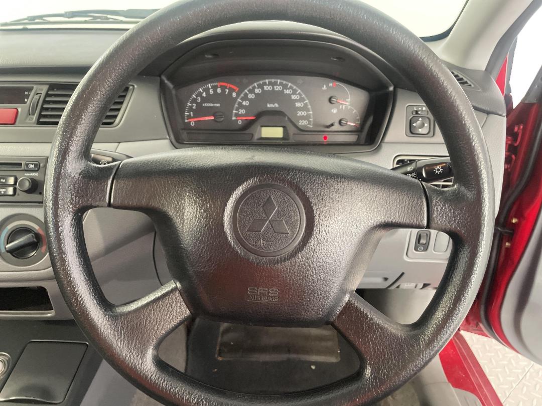 Photo '25' of Mitsubishi Lancer Photo '25' of Mitsubishi Lancer