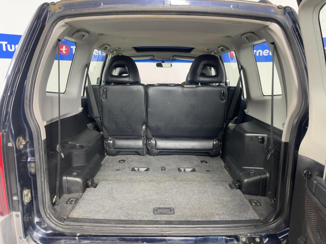 Photo '14' of Mitsubishi Pajero