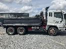 Thumbnail '3' of Mitsubishi Shogun FV350K3 Tipper