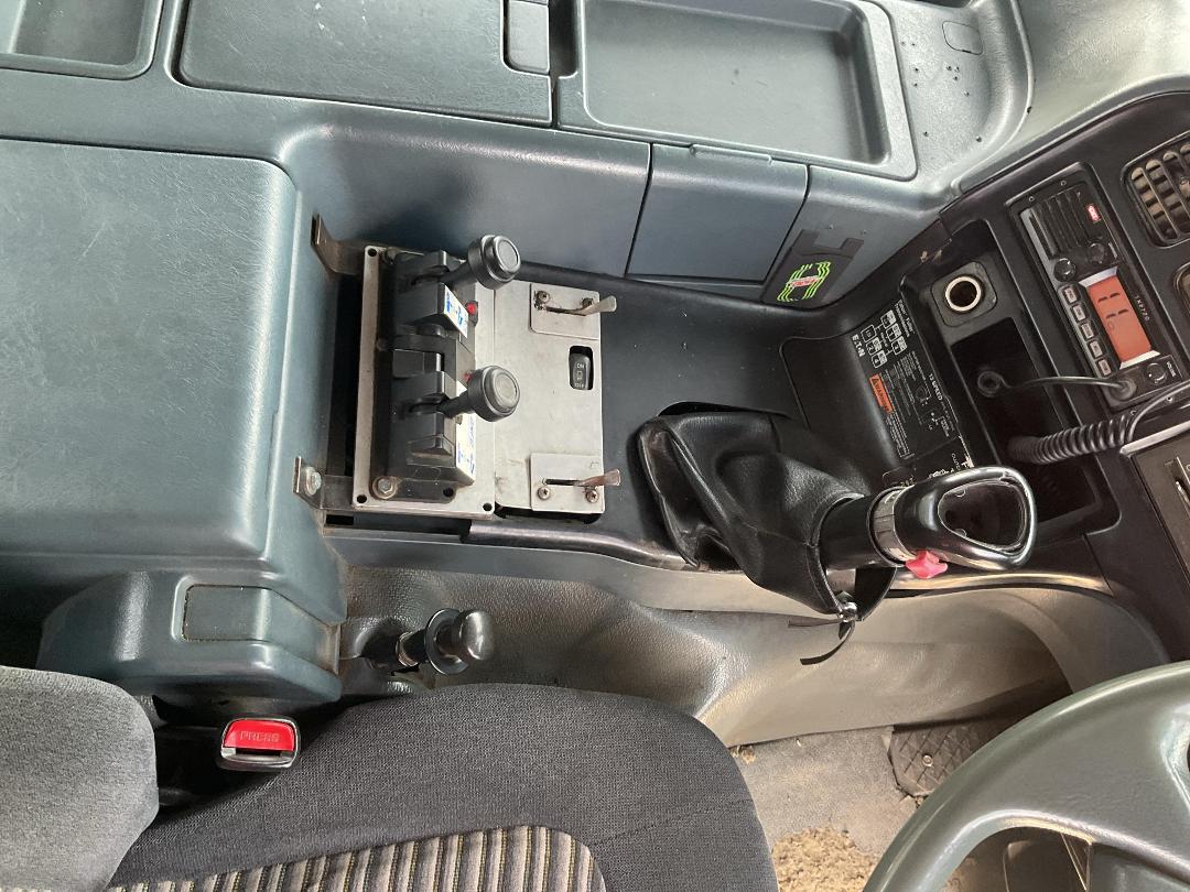 Photo '16' of Mitsubishi Shogun FV350K3 Tipper