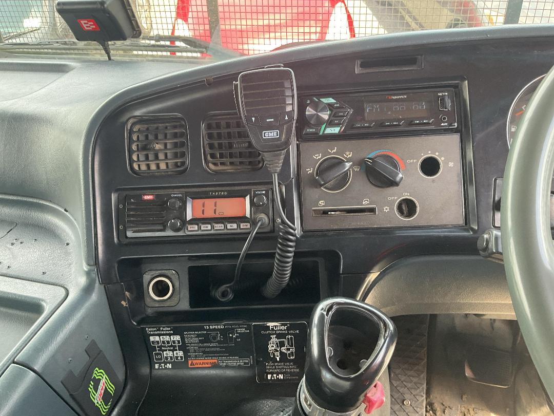 Photo '17' of Mitsubishi Shogun FV350K3 Tipper