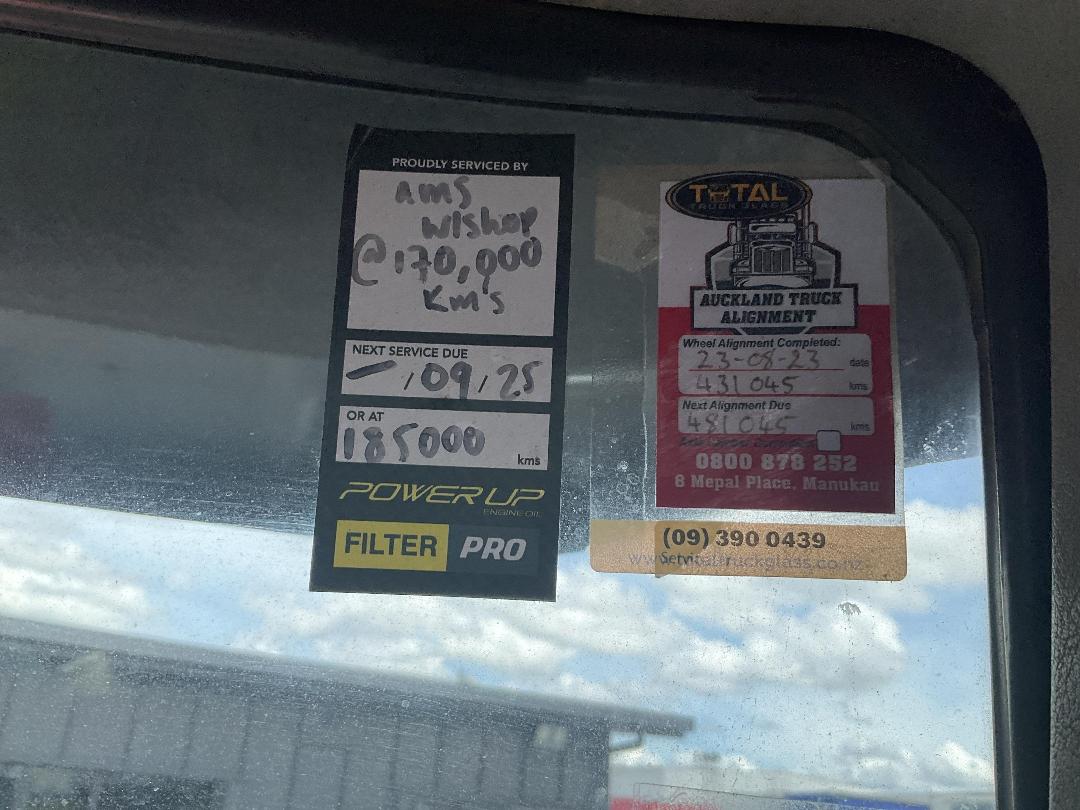 Photo '32' of Mitsubishi Shogun FV350K3 Tipper