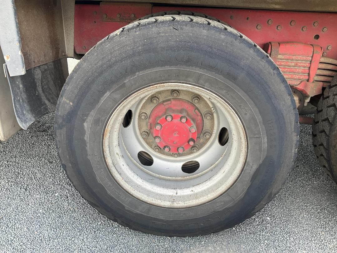 Photo '42' of Mitsubishi Shogun FV350K3 Tipper