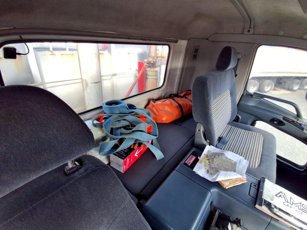 Photo '12' of Mitsubishi Shogun FV350K3 Tipper