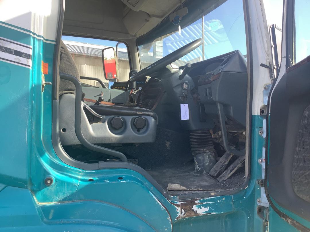 Photo '9' of Mitsubishi Shogun FS430S5 Logger