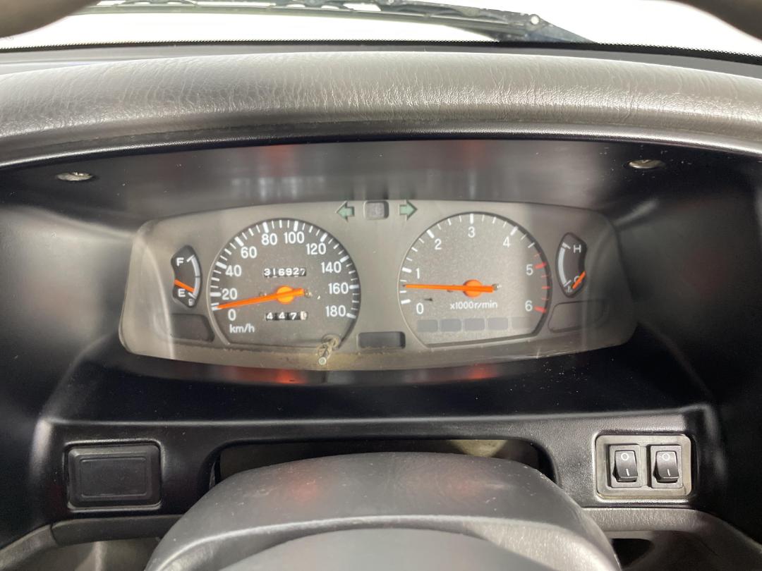 Photo '19' of Mitsubishi Triton Photo '19' of Mitsubishi Triton