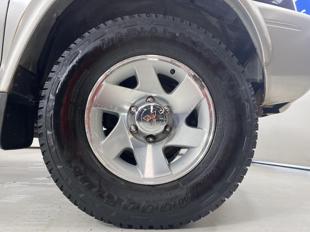 Photo '9' of Mitsubishi Triton