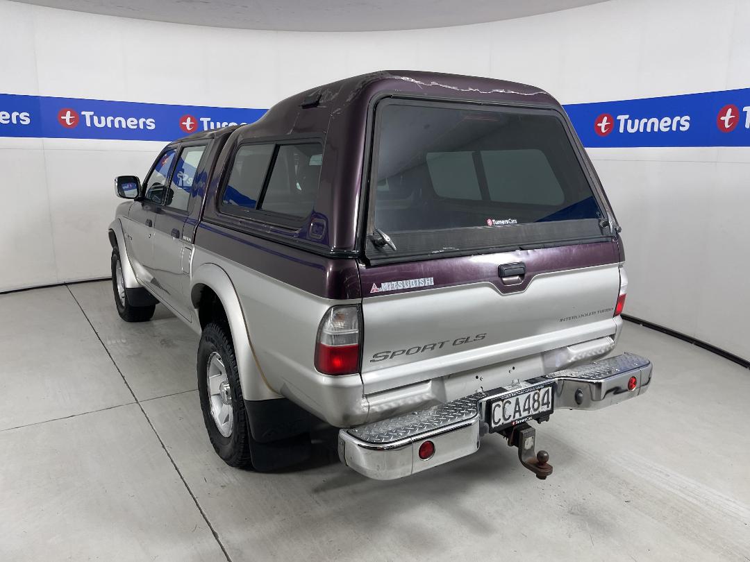 Photo '5' of Mitsubishi Triton