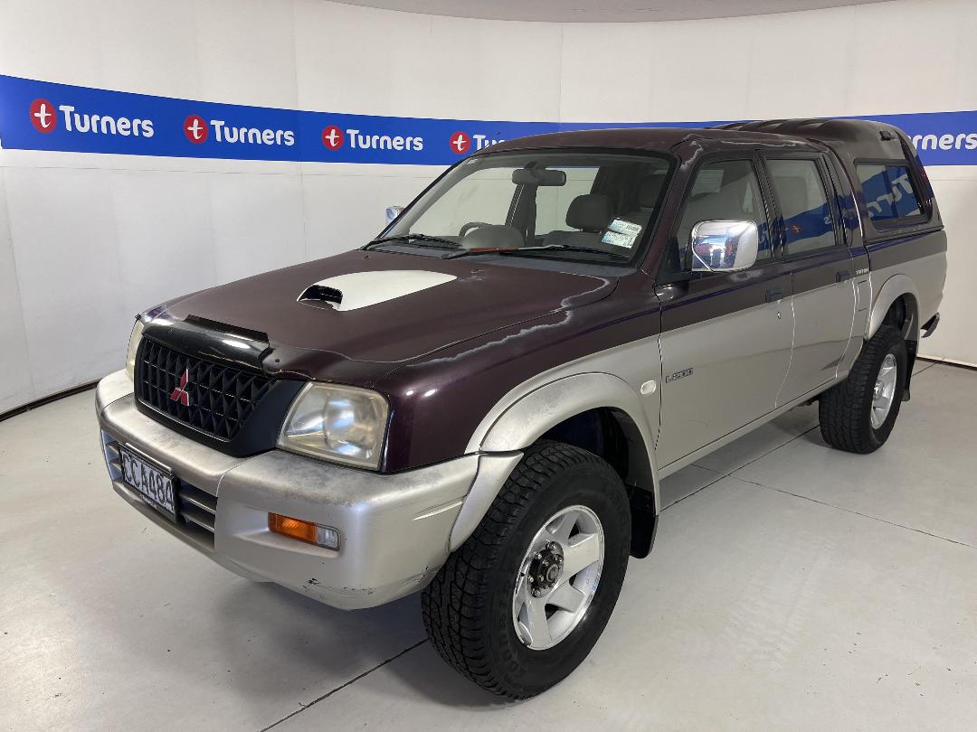 Photo '4' of Mitsubishi Triton