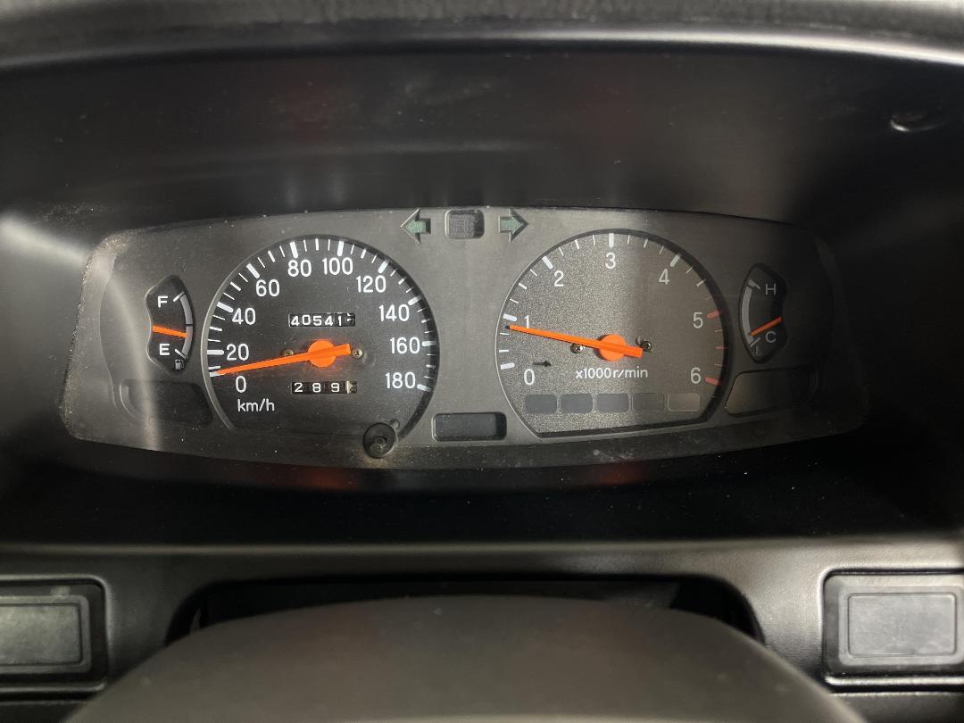 Photo '21' of Mitsubishi Triton