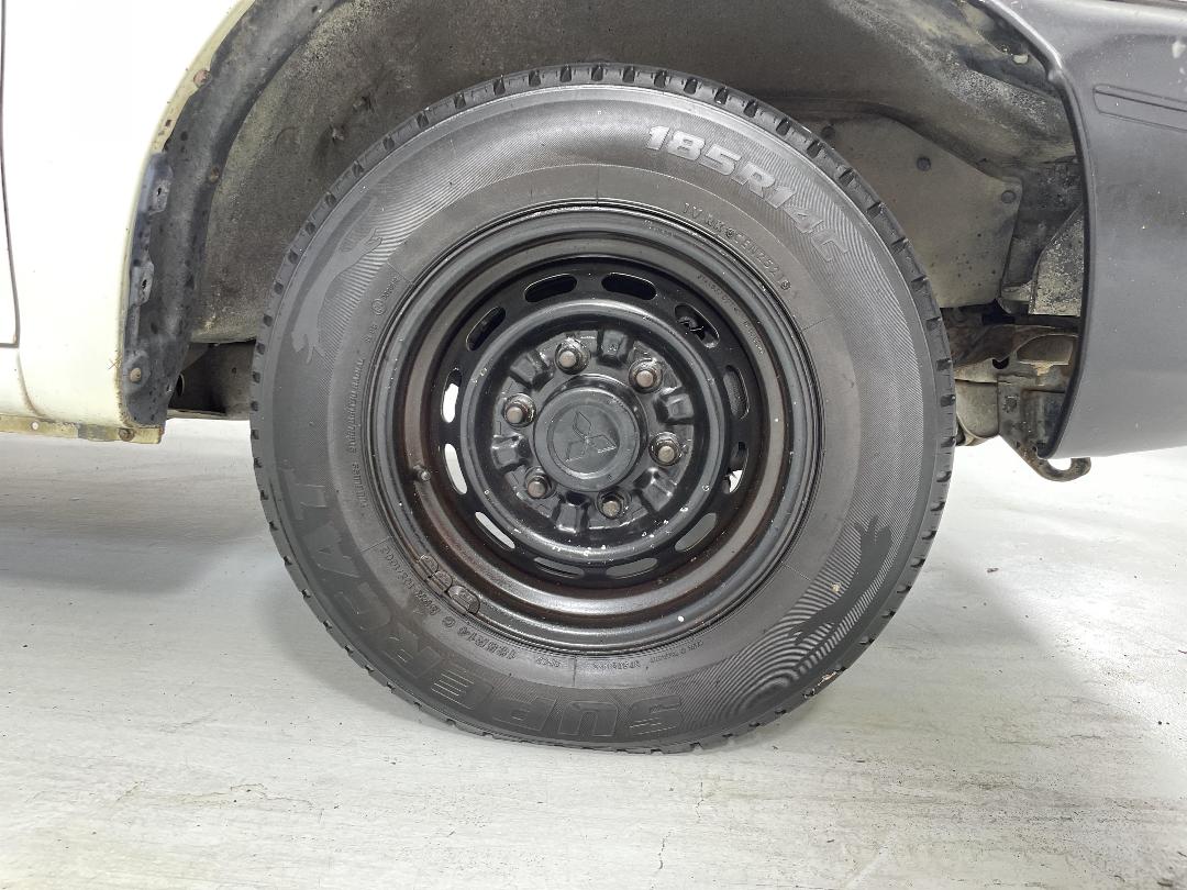 Photo '9' of Mitsubishi Triton Photo '9' of Mitsubishi Triton