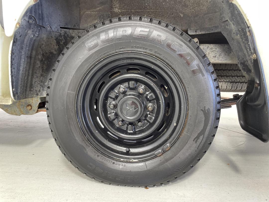 Photo '11' of Mitsubishi Triton Photo '11' of Mitsubishi Triton