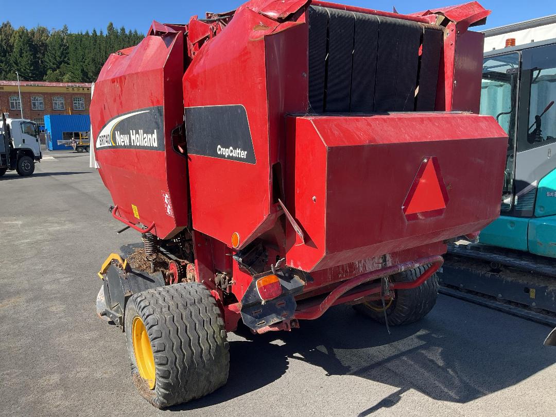Photo '4' of New Holland BR740 Baler Photo '4' of New Holland BR740 Baler
