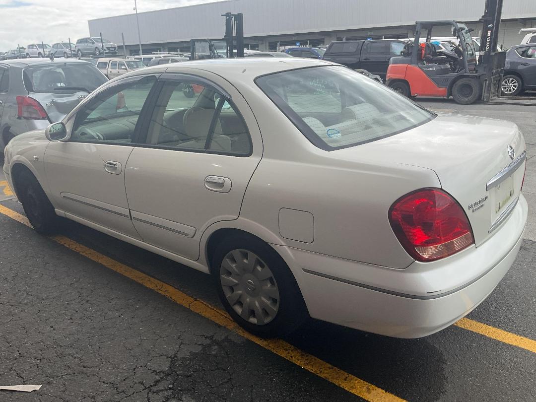 Photo '4' of Nissan Bluebird Sylphy 18VI