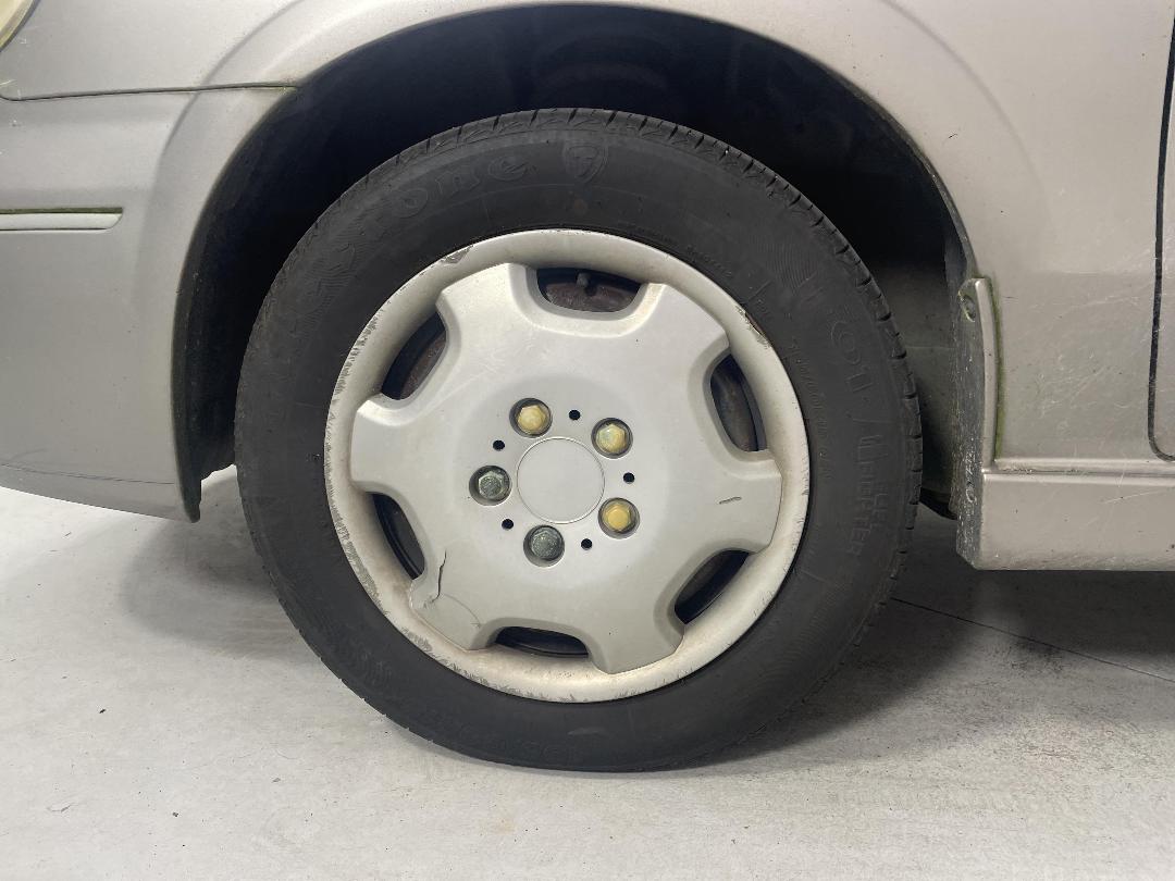 Photo '8' of Nissan Bluebird Sylphy