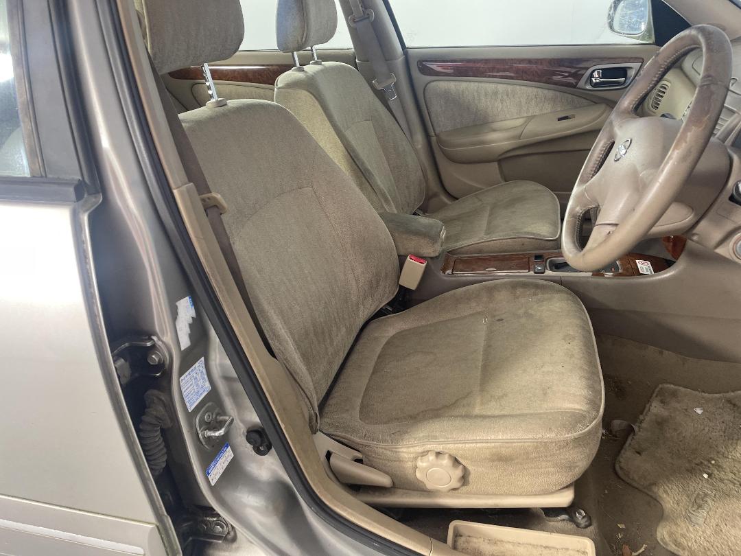 Photo '14' of Nissan Bluebird Sylphy