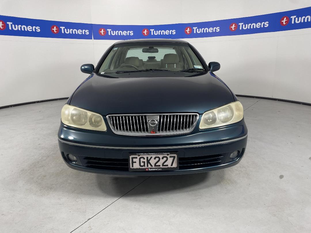 Photo '2' of Nissan Bluebird