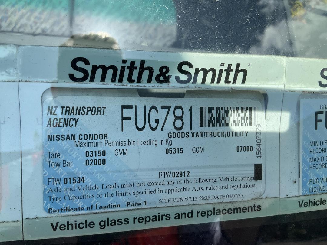 Photo '28' of Nissan Condor Flat Deck