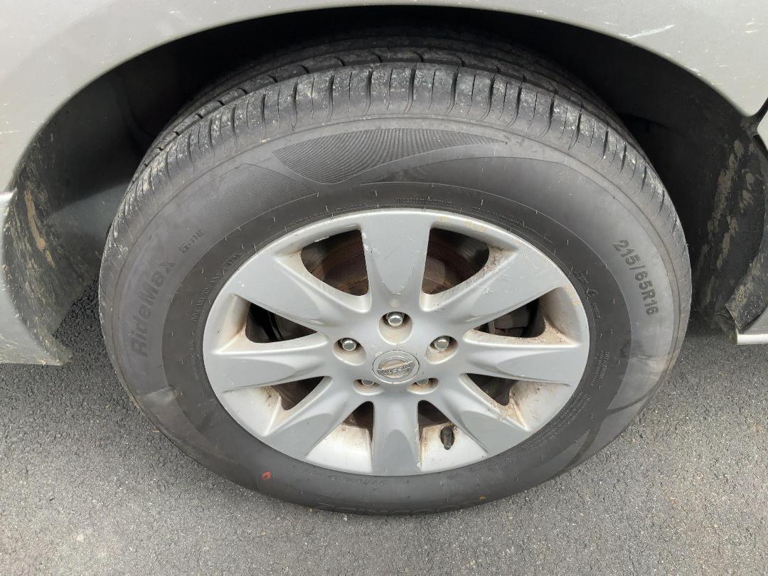 Photo '8' of Nissan Elgrand