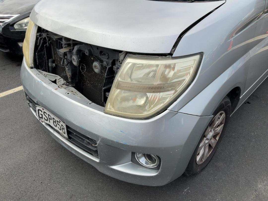 Photo '13' of Nissan Elgrand