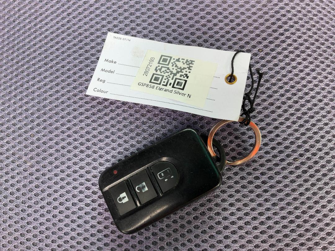 Photo '20' of Nissan Elgrand