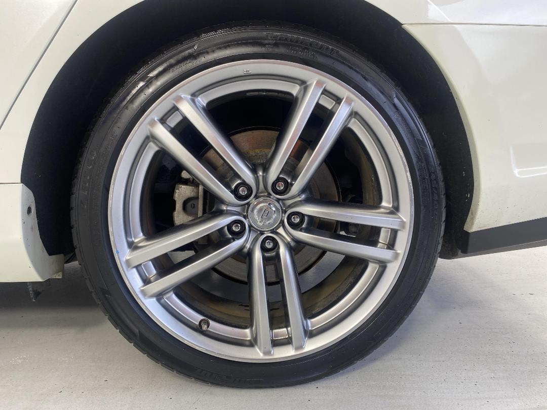 Photo '11' of Nissan Fuga