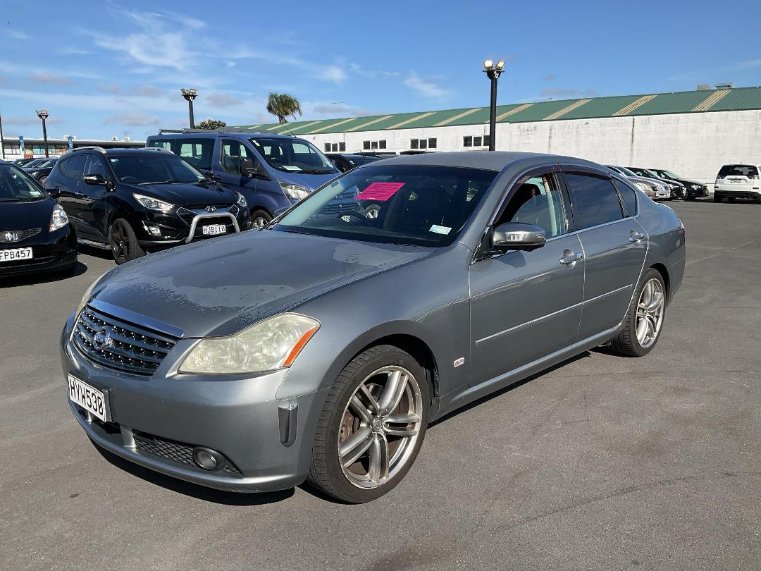 Photo '3' of Nissan Fuga 350GT