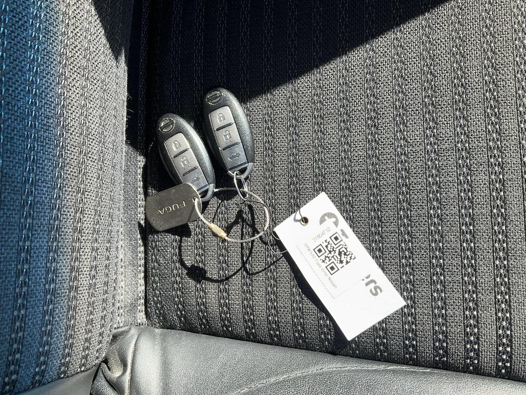 Photo '7' of Nissan Fuga 350GT