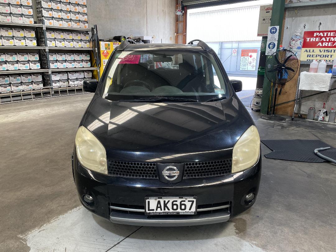 Photo '2' of Nissan Lafesta Photo '2' of Nissan Lafesta