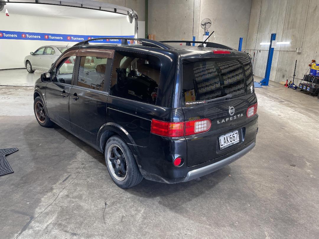 Photo '4' of Nissan Lafesta Photo '4' of Nissan Lafesta