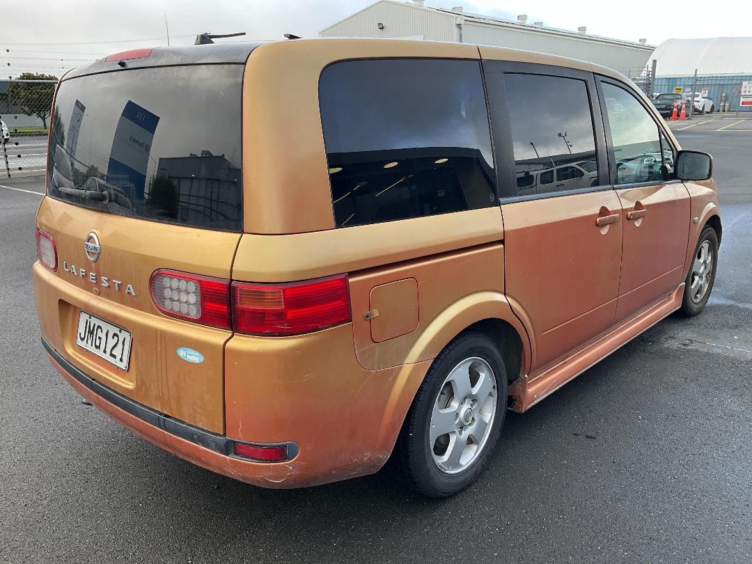 Photo '6' of Nissan Lafesta Photo '6' of Nissan Lafesta