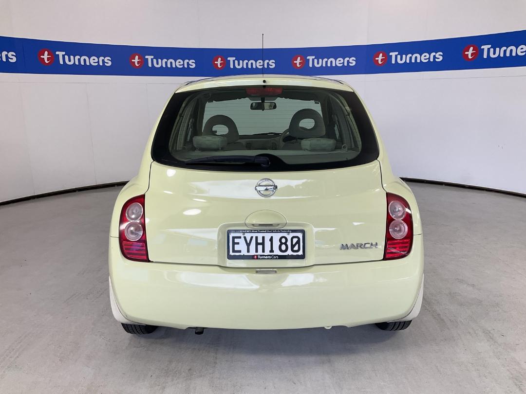 Photo '6' of Nissan March