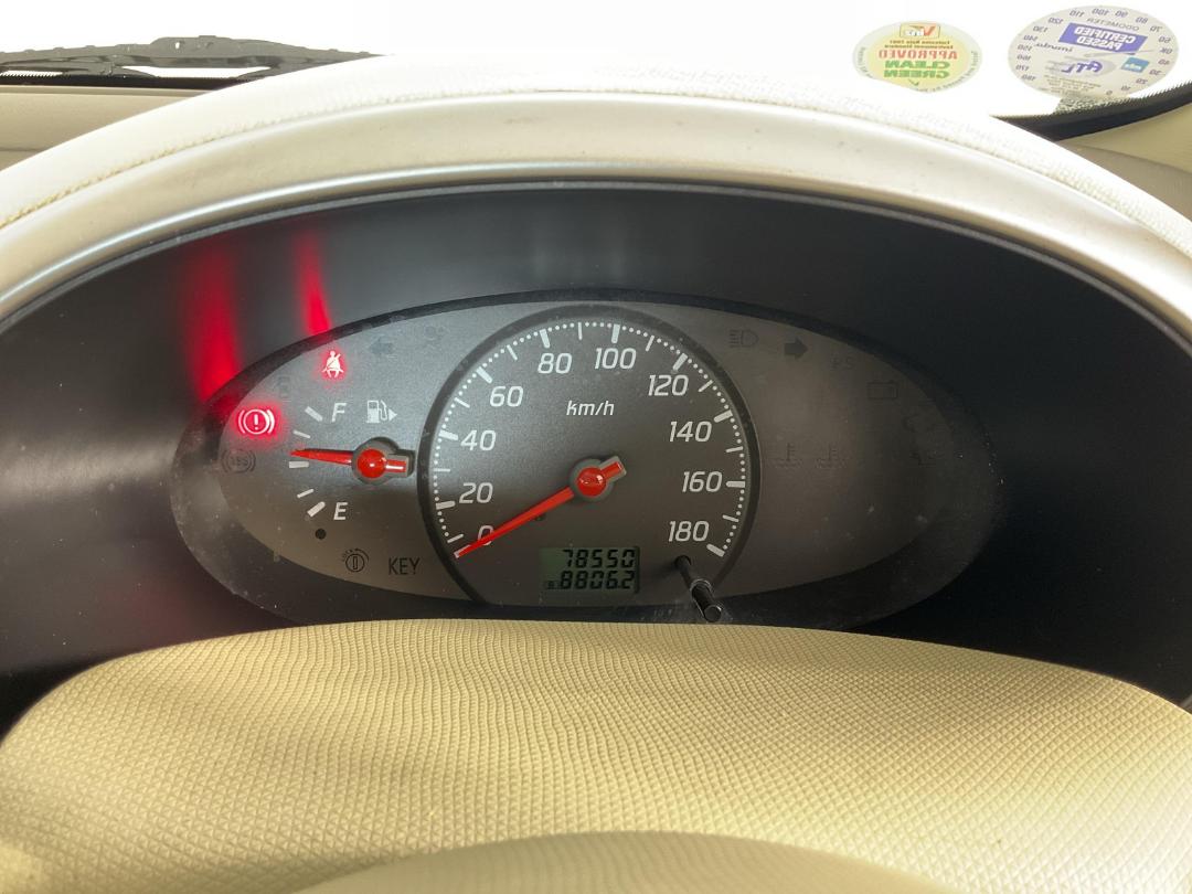 Photo '21' of Nissan March