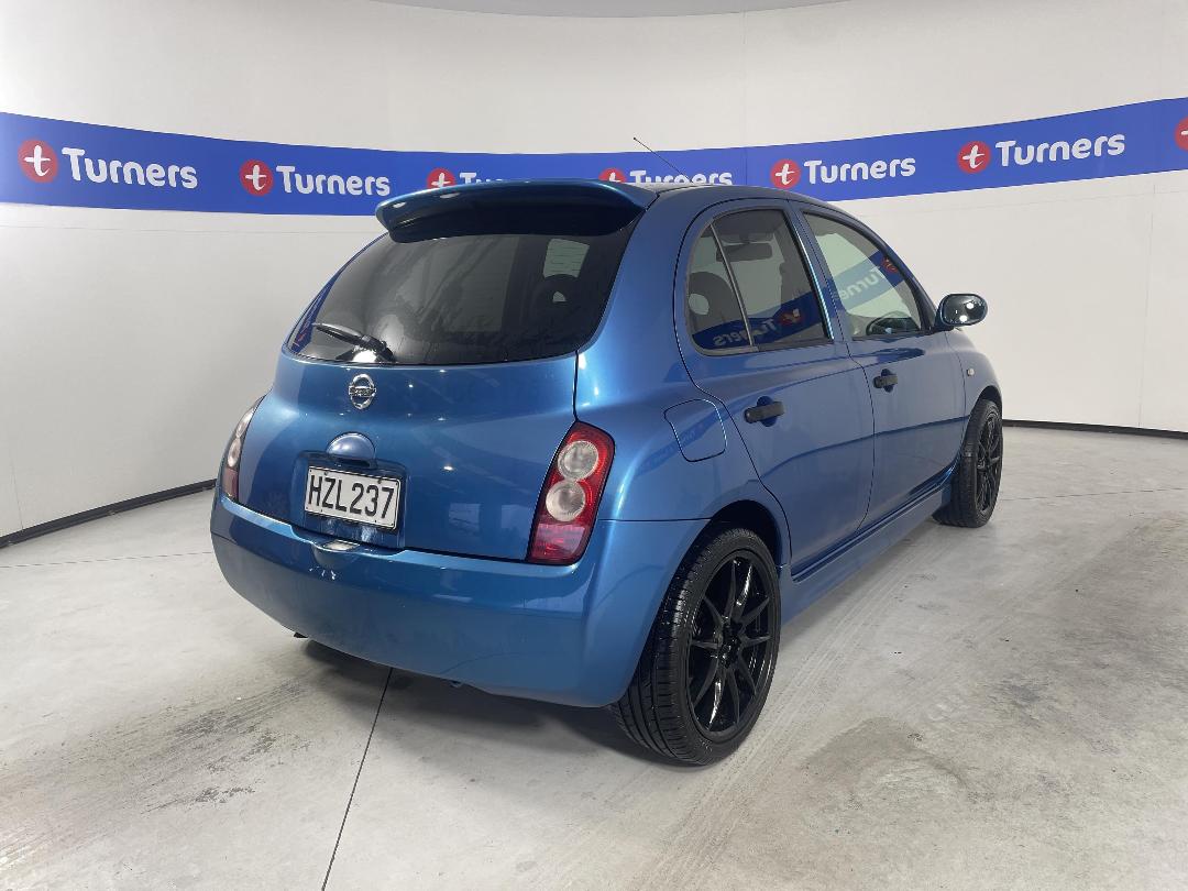 Photo '7' of Nissan March Photo '7' of Nissan March