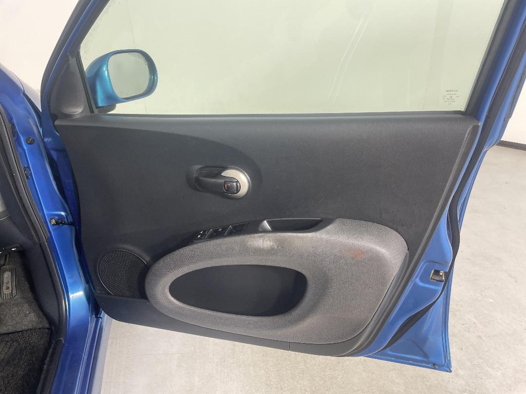 Photo '15' of Nissan March Photo '15' of Nissan March