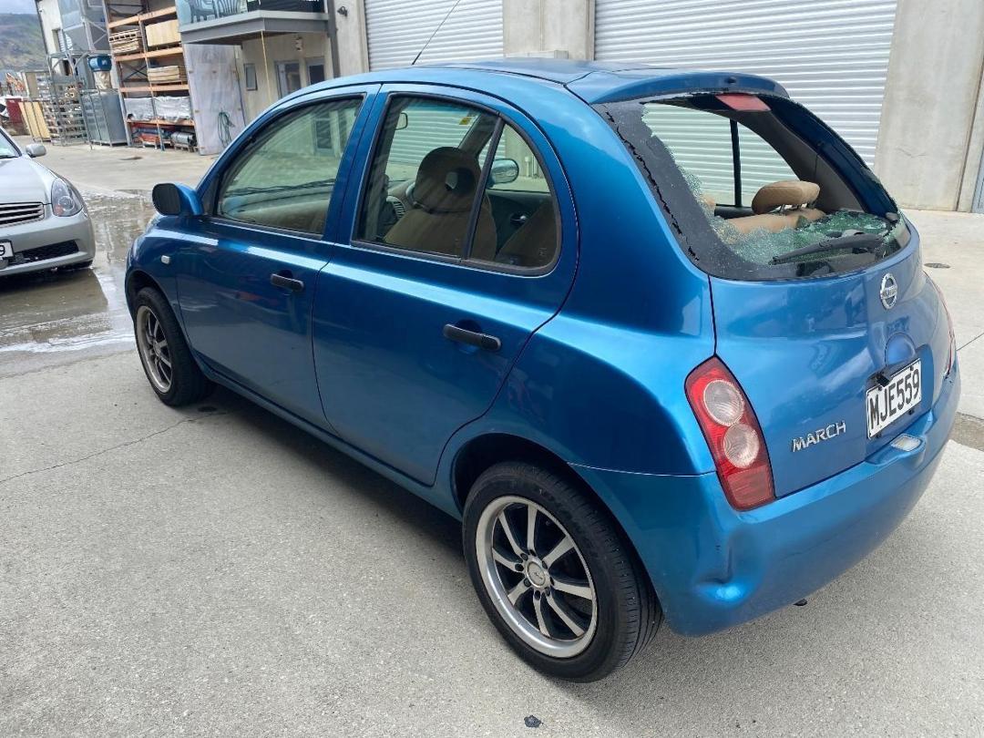 Photo '2' of Nissan March